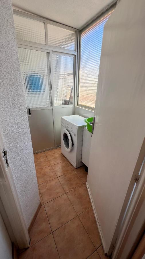 Edificio La Goleta Apartment Бенидорм Екстериор снимка